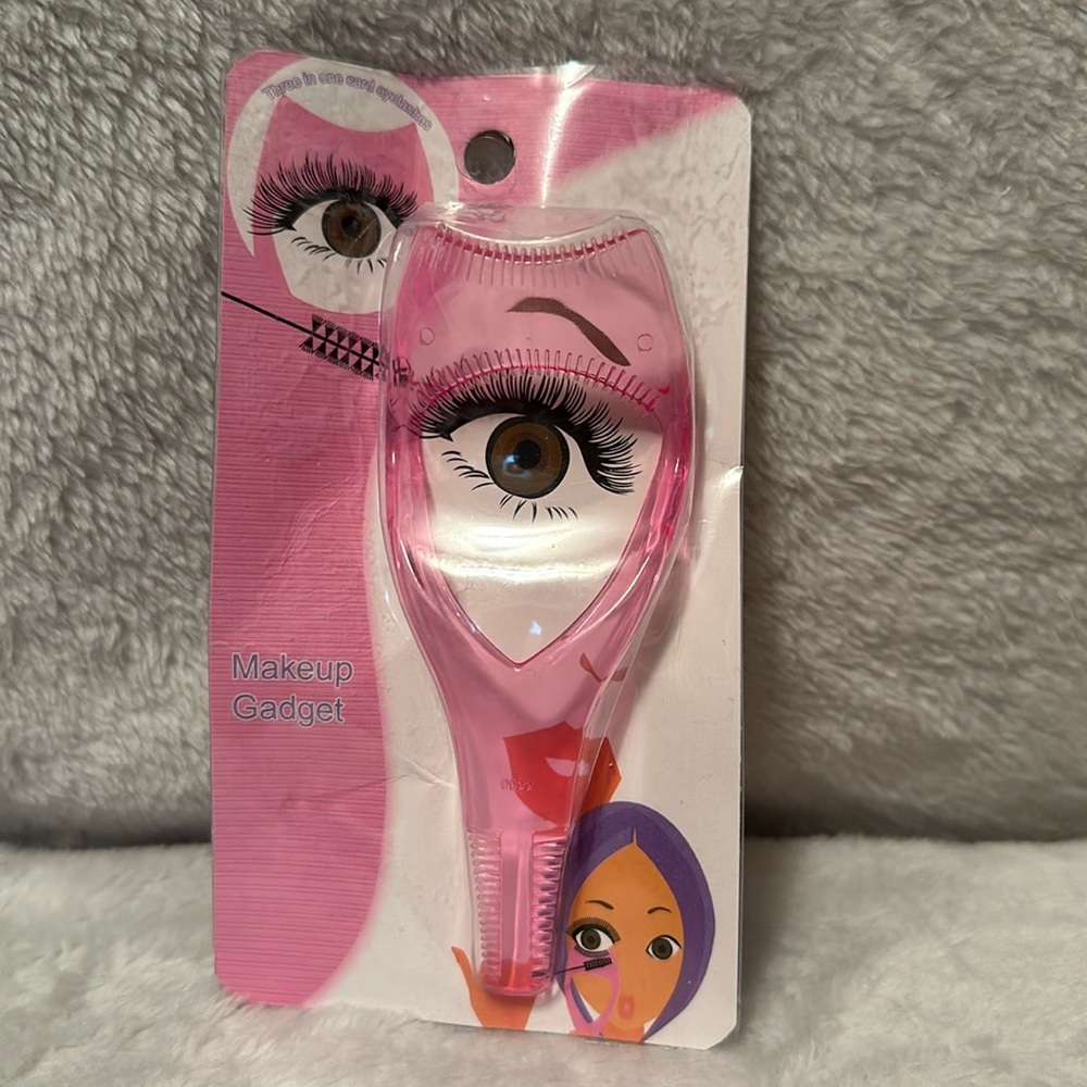 Mascara spreader